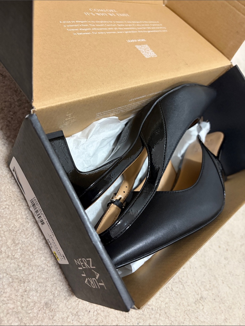 Naturalizer Sandals - Picture 8 of 9